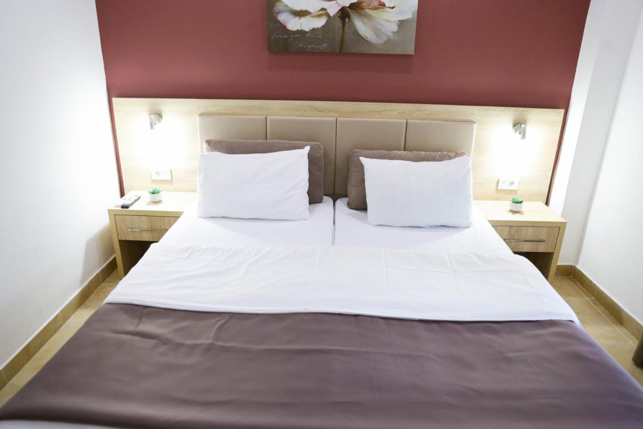 La Hacienda Hotel Улцин Екстериор снимка