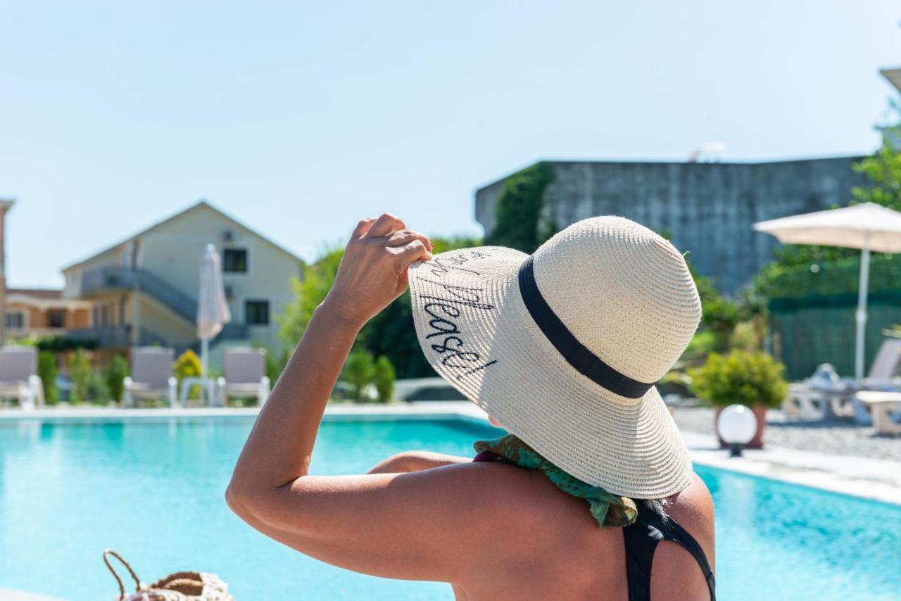 La Hacienda Hotel Улцин Екстериор снимка